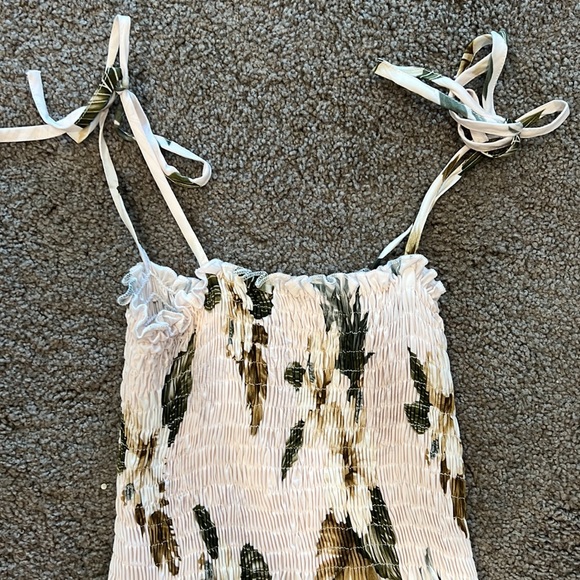 Royal Hawaiian Creations Beige Floral Dress - Picture 3 of 6